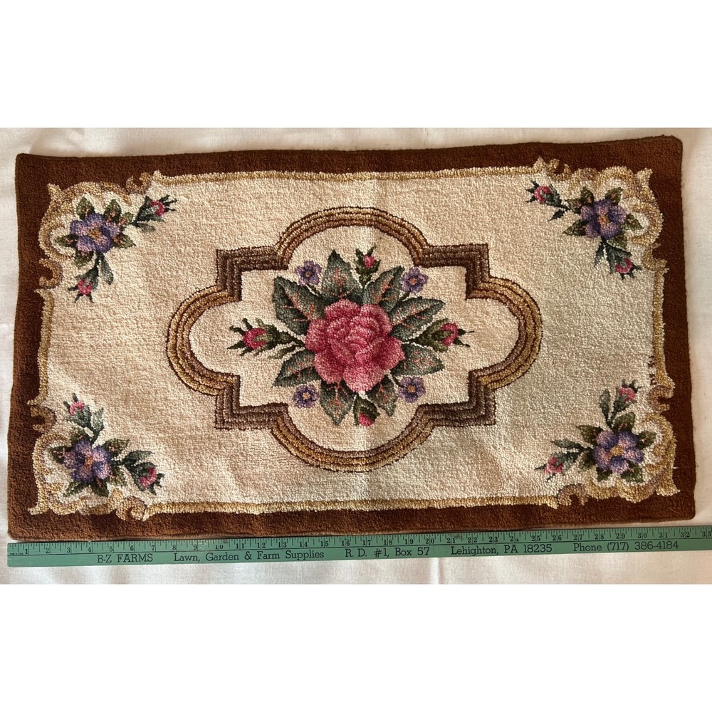 Vintage Rose Medallion  Hand Hooked Floral Rug Mat Brown Border 31x18